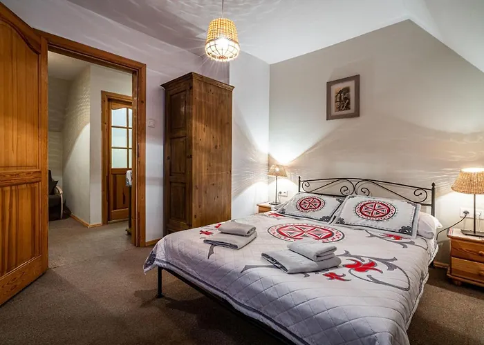 Cicha Woda Centrum *