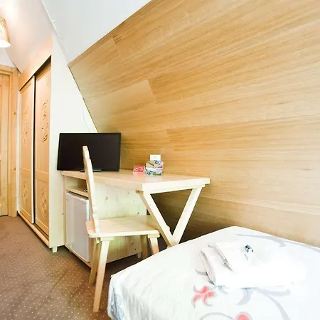 Cicha Woda Centrum ザコパネ