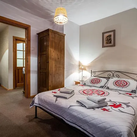 Cicha Woda Centrum *